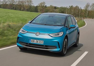 Се оствари! Електричниот „Volkswagen ID.3“ чини исто колку и „Golf“