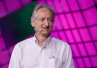 Добитник на Нобеловата награда предупредува: Ни нема спас од вештачката интелигенција
