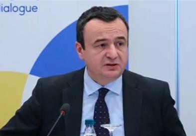 Курти тврди дека Србија ги приближува своите војници до границата со Косово