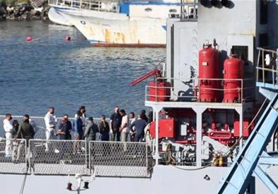 Бродот со 12-те имигранти од Албанија тргна за Бари