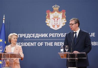 Урсула фон дер Лајен во Белград: Партнерството меѓу Србија и ЕУ станува сѐ посилно