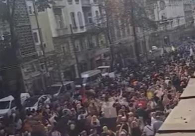 Во Србија протест на вработените во образованието