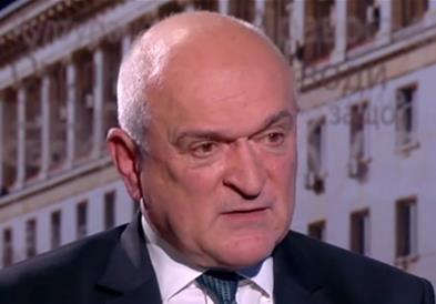 Главчев: Уставните измени со одложено дејство не се тема на разговор 