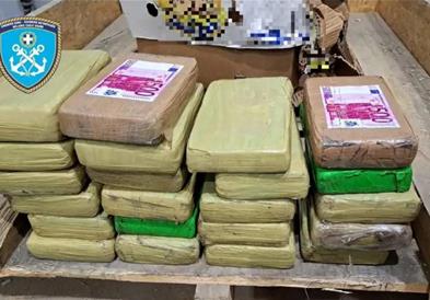 На две грчки пристаништата откриена дрога со вкупна вредност од над четири милиони евра