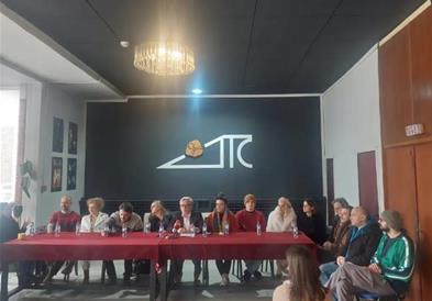Премиера на претставата „Фамилијата Адамс“ во Драмски театар Скопје