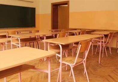 Повеќе од 35 проценти од училиштата во Србија утре нема да почнат со настава