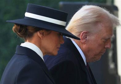 Фото: Меланија Трамп има „доказ“ дека е Југословенка