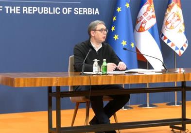 Вучиќ: Момчињата кои вчера нападнаа студенти ѝ нанесоа голема штета на државата (ВИДЕО)