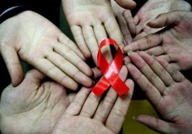 УНАИДС предупредува дека прекинот на помошта од САД се заканува да го забрза ширењето на ХИВ