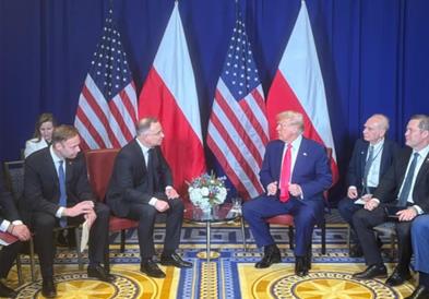 Дуда: Трамп ќе ја посети Варшава, најави зајакнување на американското воено присуство во Полска