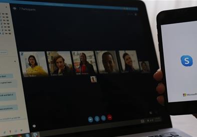Се гаси Skype