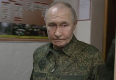 Путин: Се согласуваме на примирје, но првин да се слушнам со Трамп (ВИДЕО)