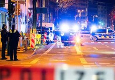Страшна ликвидација во Дизелдорф: Изрешетале човек додека седел во Убер и избегале 