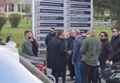 Муцунски и Таравари во посета на пациентите згрижени во Солун