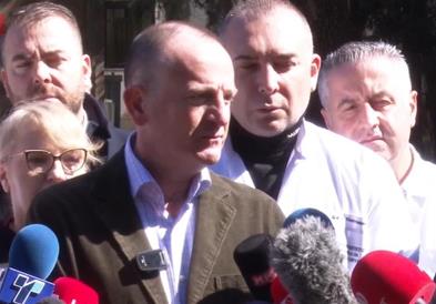 Таравари: Денеска е последниот транспорт на пациенти кои ќе се лакуваат во странство од пожарот