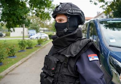 Белград под полициска опсада- дојави за бомби на повеќе локации 