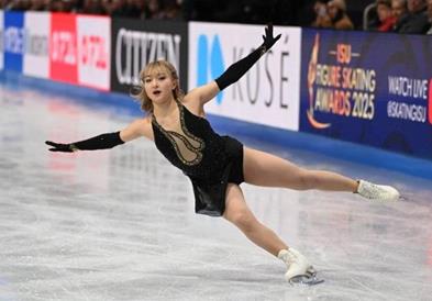 Јапонката Сакамото најави крај на кариерата во уметничко лизгање