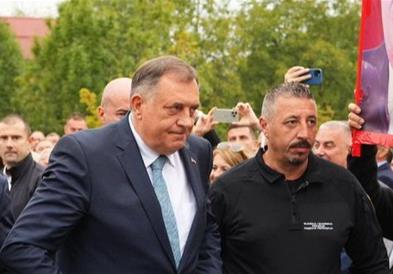 Затворската казна на Додик му е заменета со парична 