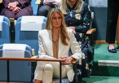 Снимена е реакцијата на Меланија, додека целата сала во ОН му аплаудира на Трамп (ВИДЕО)