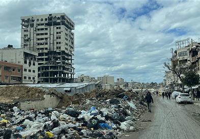 „Лекари без граници“ ги прекинаа основните медицински активности во Газа поради интензивираните израелски напади