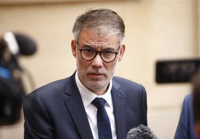 Форе: Француските социјалисти ќе гласаат против владата на Лекорну доколку нема радикални промени