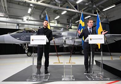 Украина од Шведска набавува 150 моќни воени авиони „Грипен“ (ВИДЕО)