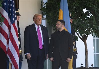 Трамп со предупредување до Зеленски: Ќе мора да го прифатиш планот, зимата ќе биде студена