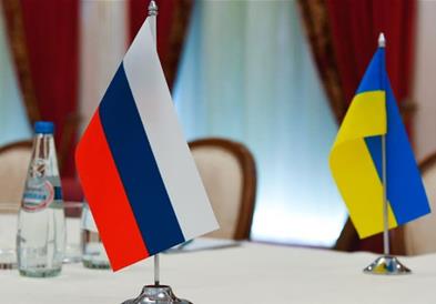 Украинци и Руси директно преговараат за крај на војната- очите на светот се насочени кон Абу Даби