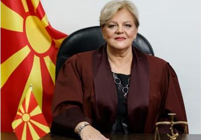 Уставната судијка Јадранка Дабовиќ-Анастасовска поднесе оставка, Уставен останува со седум судии