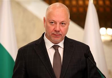 Падна бугарската влада – премиерот Жељазков не го издржа притисокот на народот