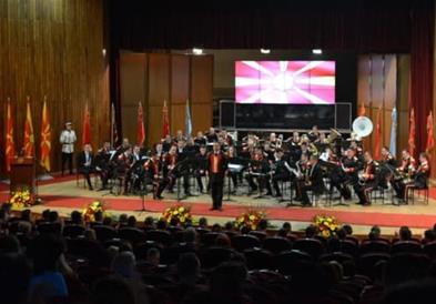 Предновогодишен концерт на Воениот оркестар на Армијата и музичари од Романија