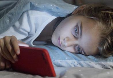 Истражување: Социјалните мрежи предизвикуваат „гниење на мозокот“ кај деца помлади од 5 години