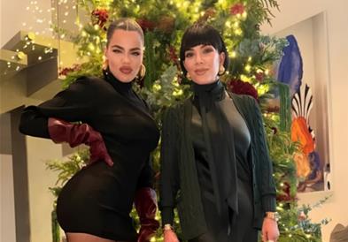 Клое Кардашијан: Мајка ми пред Божиќ ме заклучуваше на таван (ВИДЕО)
