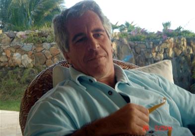 Објавени илјадници документи за педофилот Епстајн, има фотографии со Клинтон, Мик Џегер и Мајкл Џексон