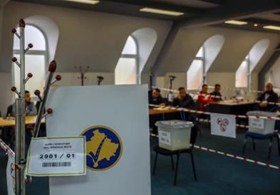 Косово денеска избира нов парламент, вторпат за 11 месеци