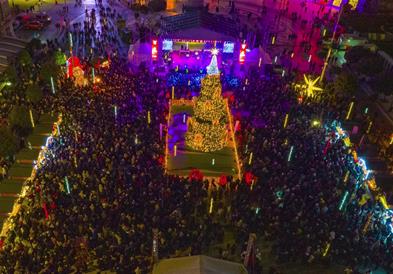 Новогодишна забава на плоштадот „Македонија“ во Скопје