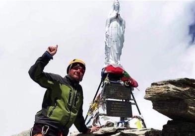 Кога волјата ги надминува сите препреки, Стоилко Стоичев со 90% оштетен вид ги освојува сите врвови