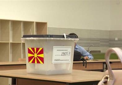 Во општините Гостивар, Маврово - Ростуше, Врапчиште и Центар Жупа се одржуваат повторени избори за градоначалник