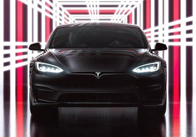 Тесла го укинува производството на два модела 