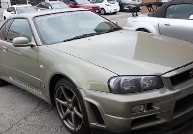 Нисан, стар над 20 години е продаден за 370.000 евра, има причина 