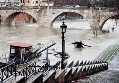 Обилни дождови и силни ветрови во Италија до петок, потоа студен бран