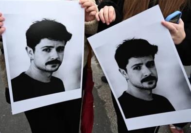 Сараево тагува по студентот кој загина во трамвајска несреќа- брат му близнак почувствувал дека нешто му се случило