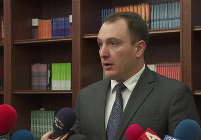 Јавна расправа за подготвеноста на јавниот секотр за примена на вештачката интелегенција