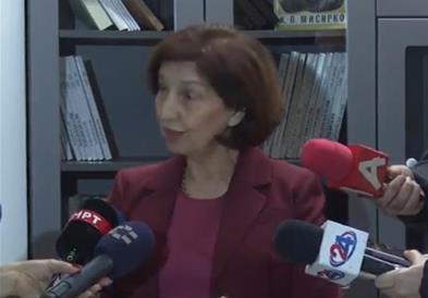 Сиљановска Давкова: Важно е кој не претставува надвор, акцентот го ставаме на кариерни дипломати