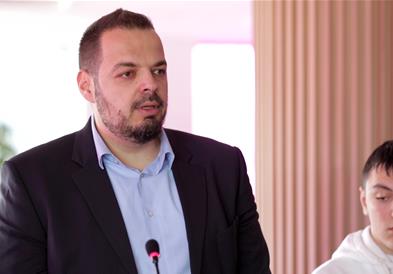 „Нет без хејт“ -  национална иницијатива против санјбер булинг и говор на омраза на интернет