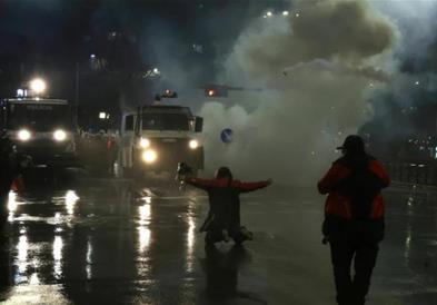 Рама го разреши генералниот директор на албанската полиција Илир Прода и директорот на полицијата на Тирана 