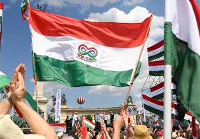 Унгарија: Опозициската партија Тиса води според анкетите