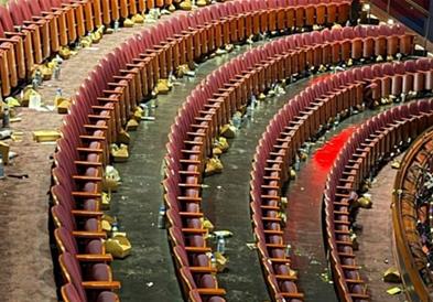 Сите се згрозени од салата по доделувањето на „Оскарите“: Какви свињи (ФОТО)