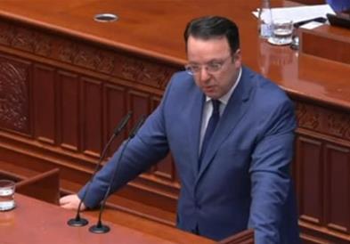 Николоски до опозицијата: Поради хистеријата што ја создавате, не се носат планови, не се гради и цената на становите расте