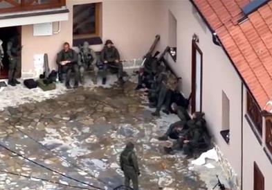 Косовскиот обвинител побара доживотен затвор за тројца Срби обвинети за нападот во Бањска